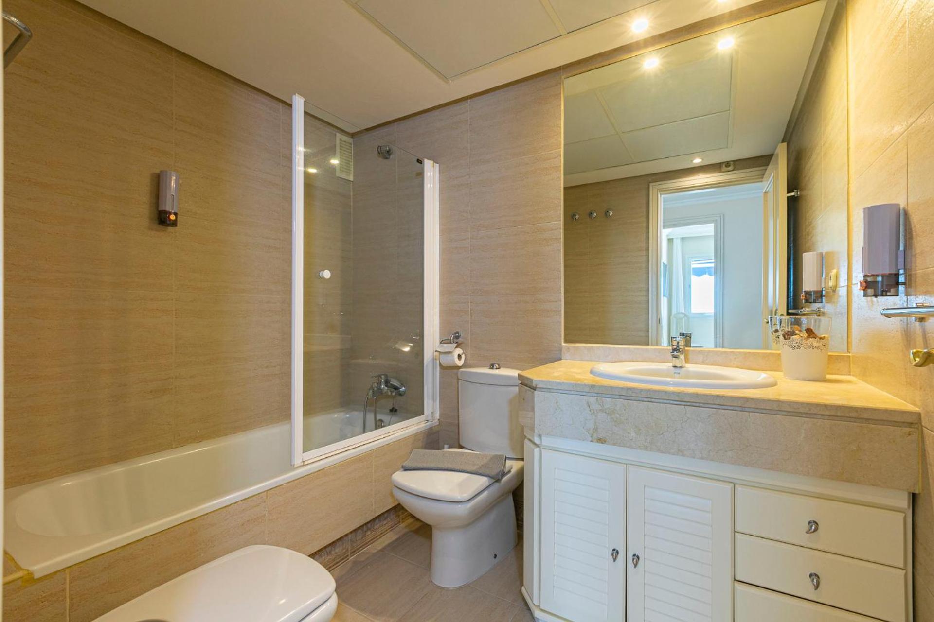 Puerto Banus, Marina Banus, 2Br, 2Bth, Seaviews And Parking Leilighet Marbella Eksteriør bilde